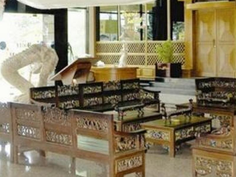 Satelit Hotel 泗水 外观 照片